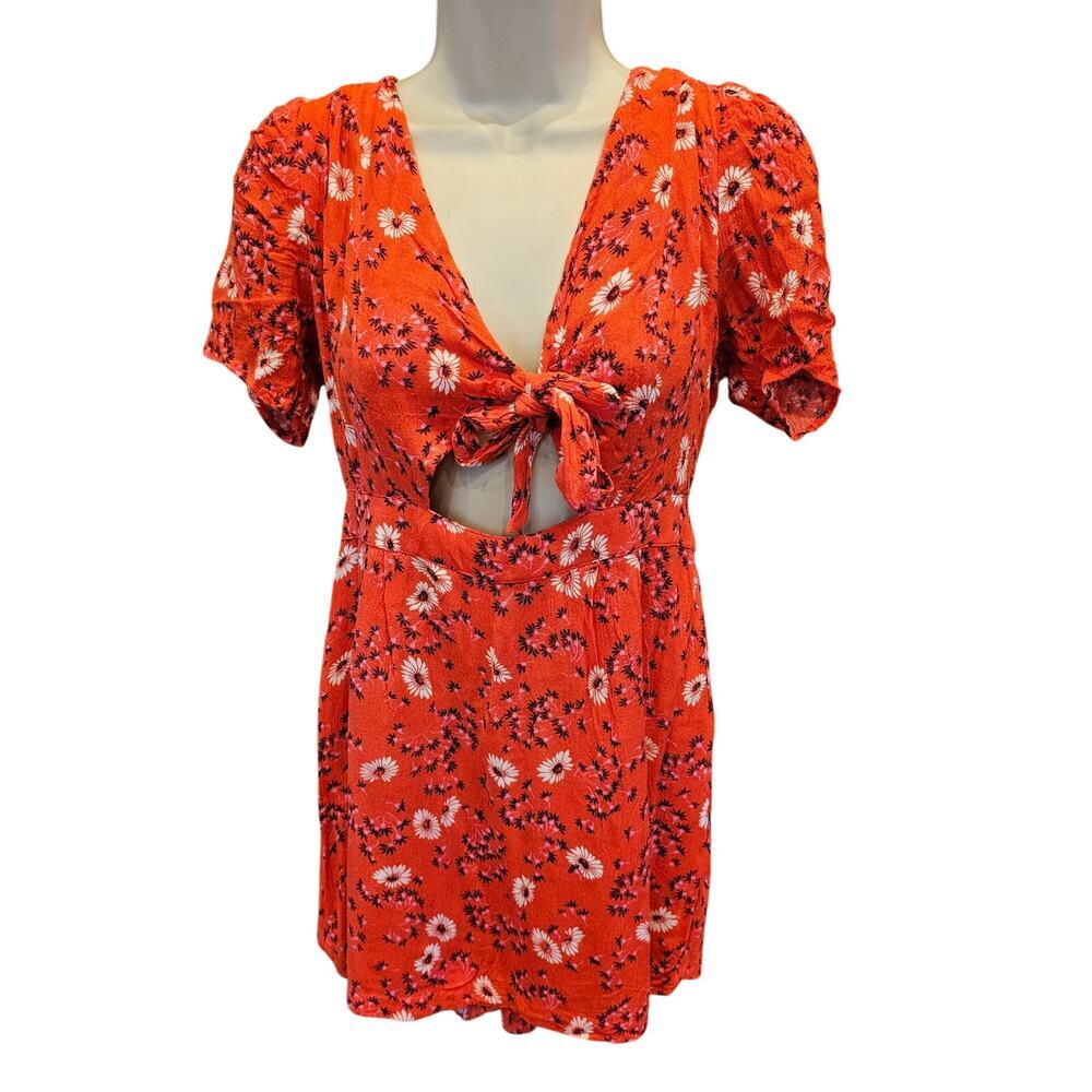 FREE PEOPLE Red Jinx Ditsy Floral Tie Front Gauze Mini Dress Romper 6 summer EUC